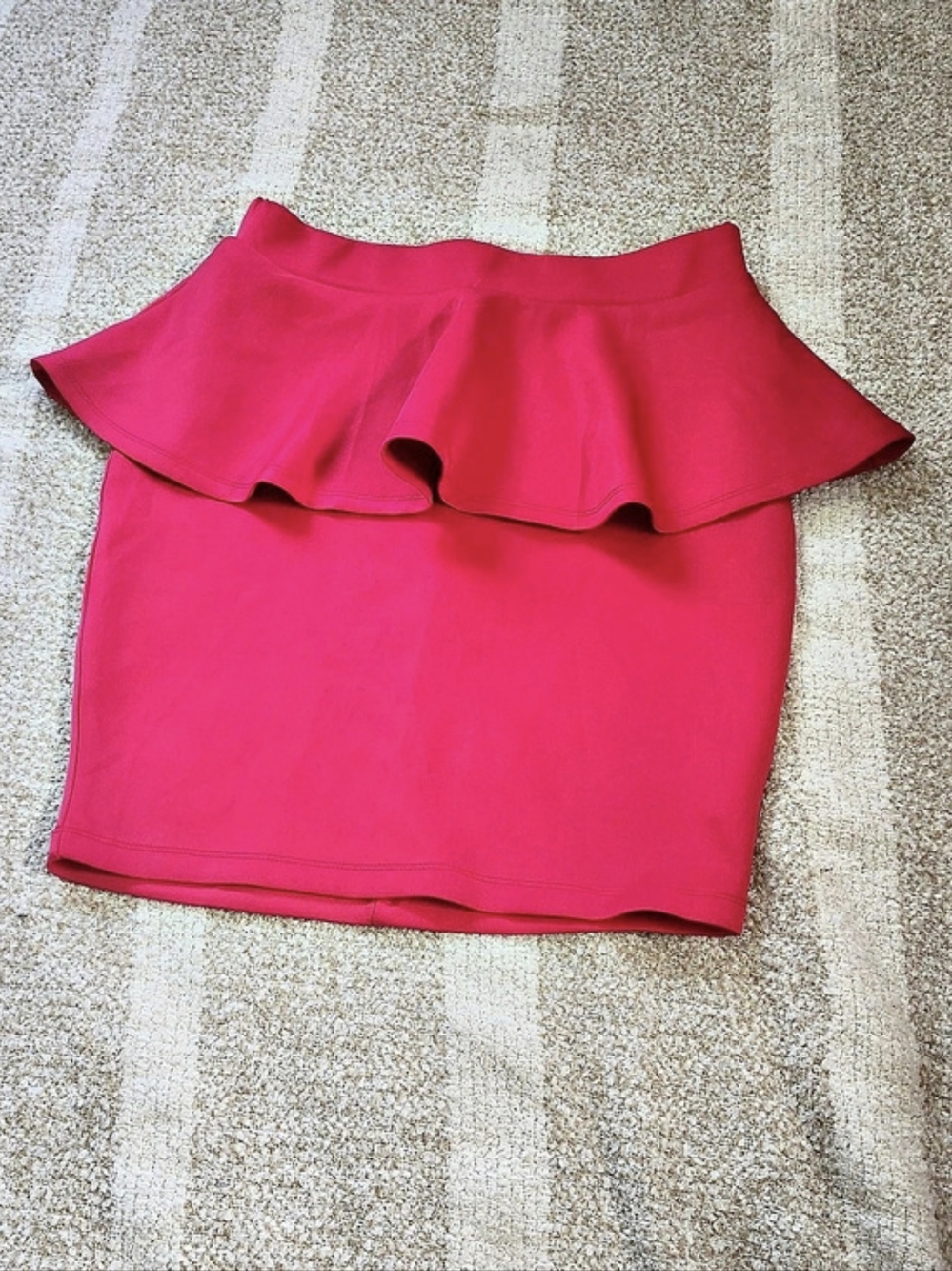 bebe Pink Ruffle Mini Skirt Size Small Like New